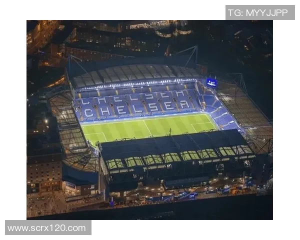 切尔西足球队的辉煌历程与未来展望：从蓝军传奇到新篇章的启航